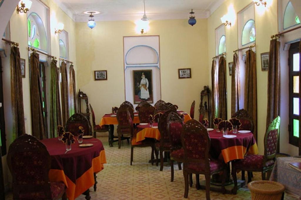 Bassi Fort Palace Chittorgarh Exterior photo